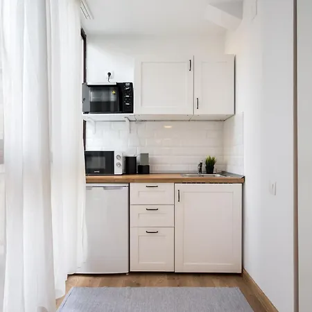 Blush * Βουκουρέστι